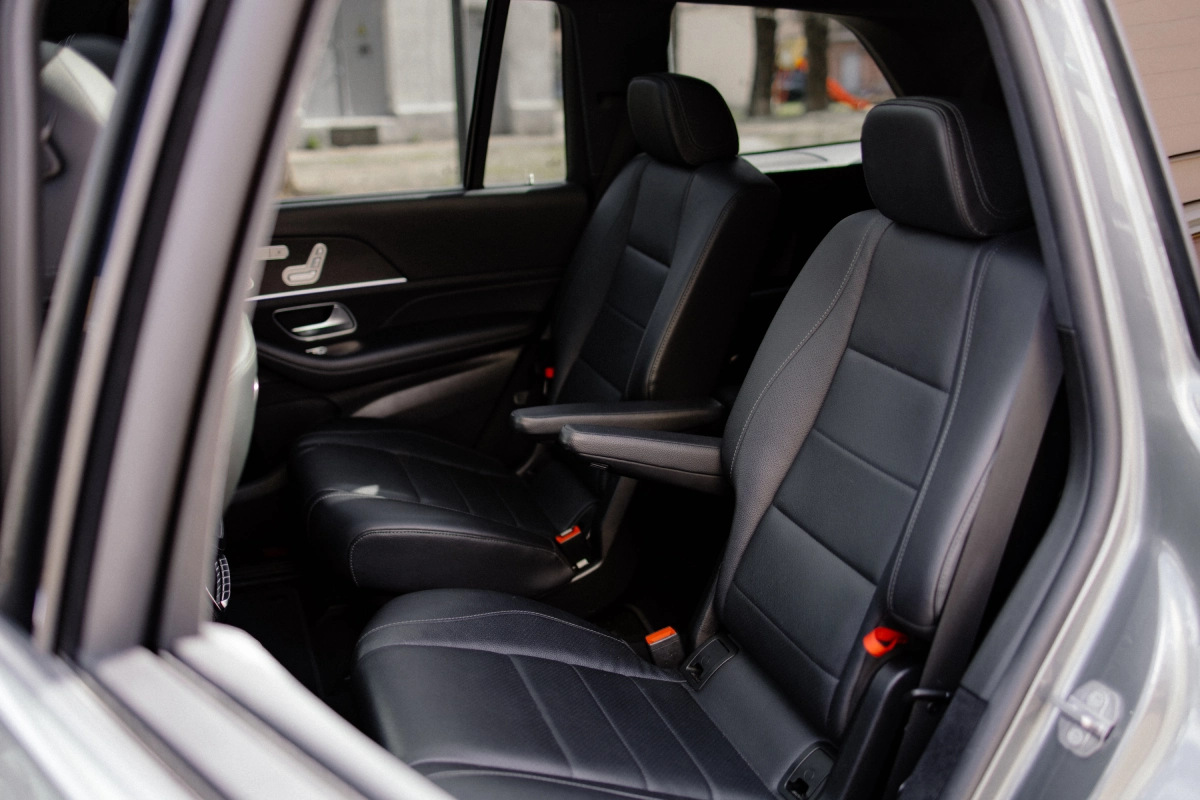 Прокат Mercedes GLS 450 — комфорт и безопасность