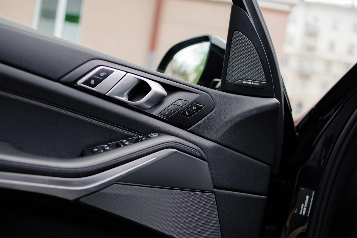аренда BMW X5 Минск, прокат BMW X5 3.0d Минск, взять BMW X5 напрокат Минск, аренда дизельного BMW Минск, аренда внедорожника Минск, аренда БМВ X5 без водителя, прокат премиум авто Минск, аренда автомобилей в Минске, аренда BMW X5 дизель Минск