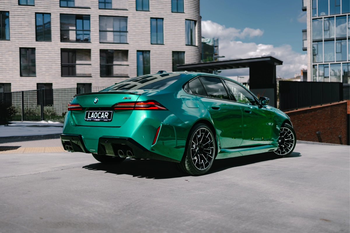 BMW M5 G90