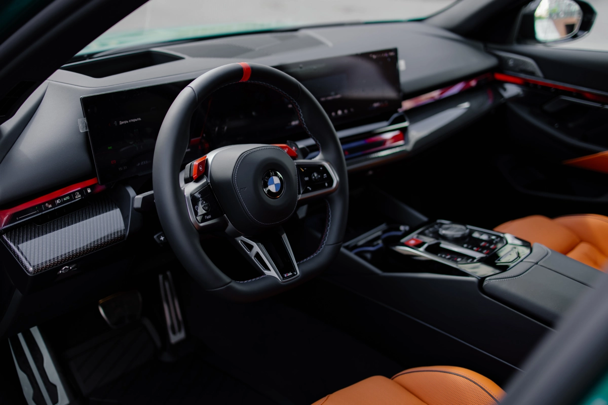 Прокат нового BMW M5 G90 в Беларуси от LaoCar.by