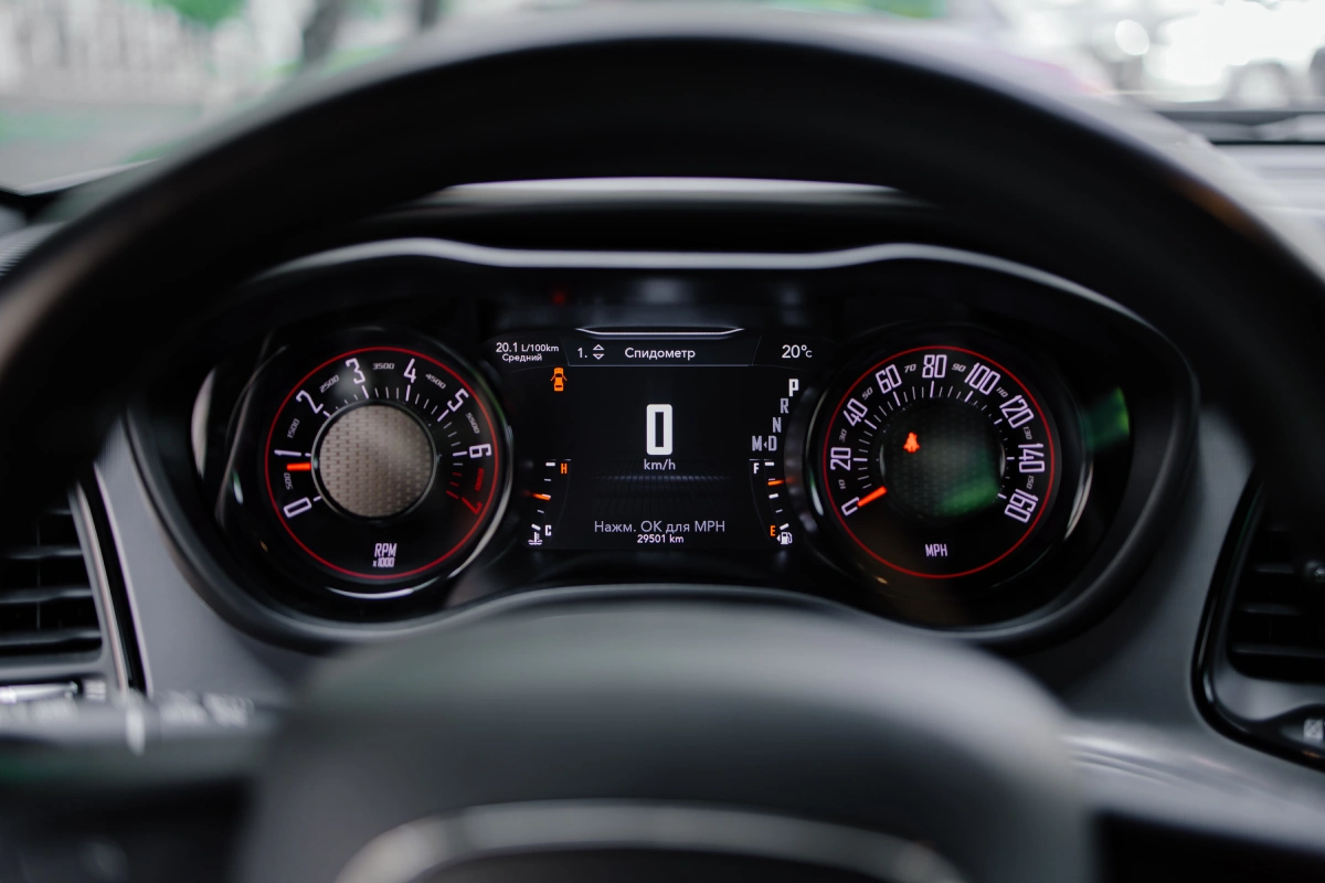 Прокат Dodge Challenger — автомобиль для эффектного появления