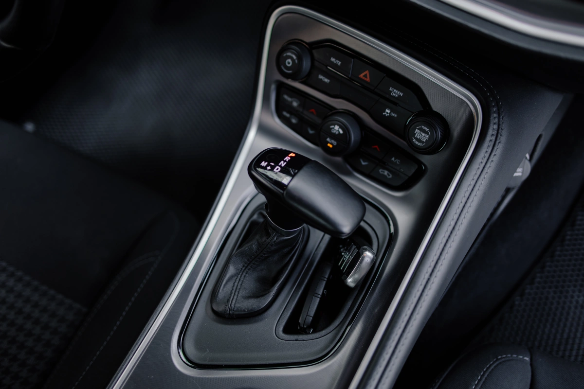 Dodge Challenger в аренду Минск — брутальность и комфорт