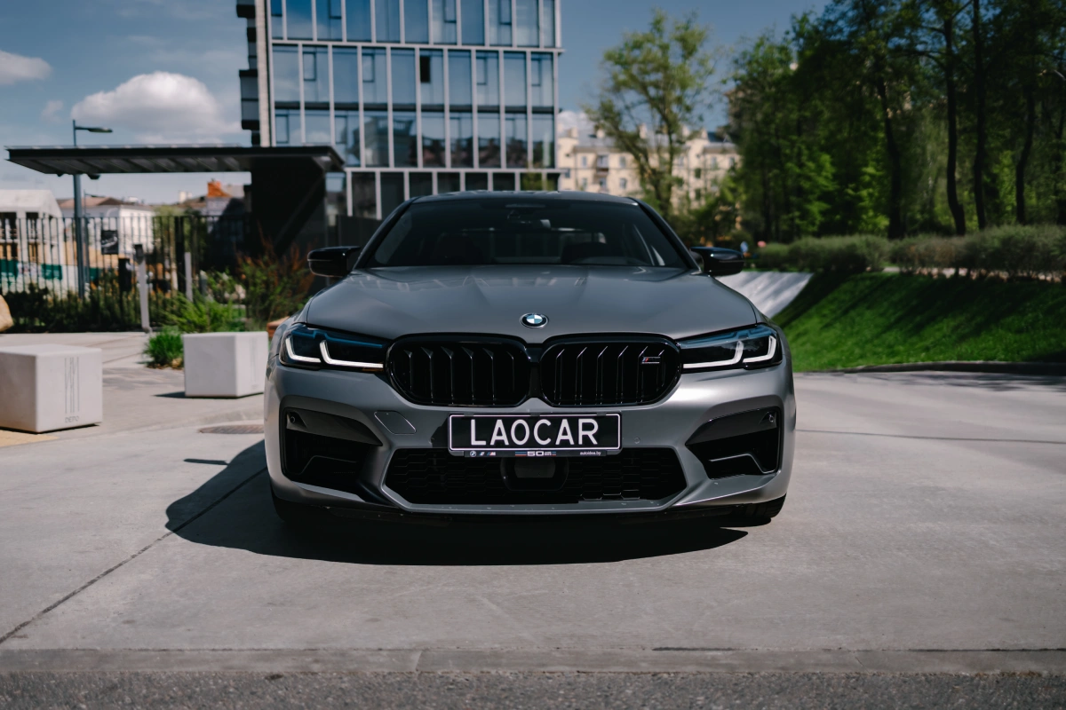 Аренда BMW M5 Competition на свадьбу или деловую встречу