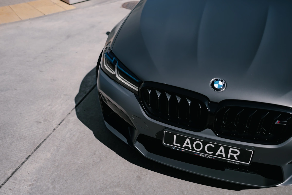 Легендарный BMW M5 Competition — спортивный стиль и бизнес-класс
