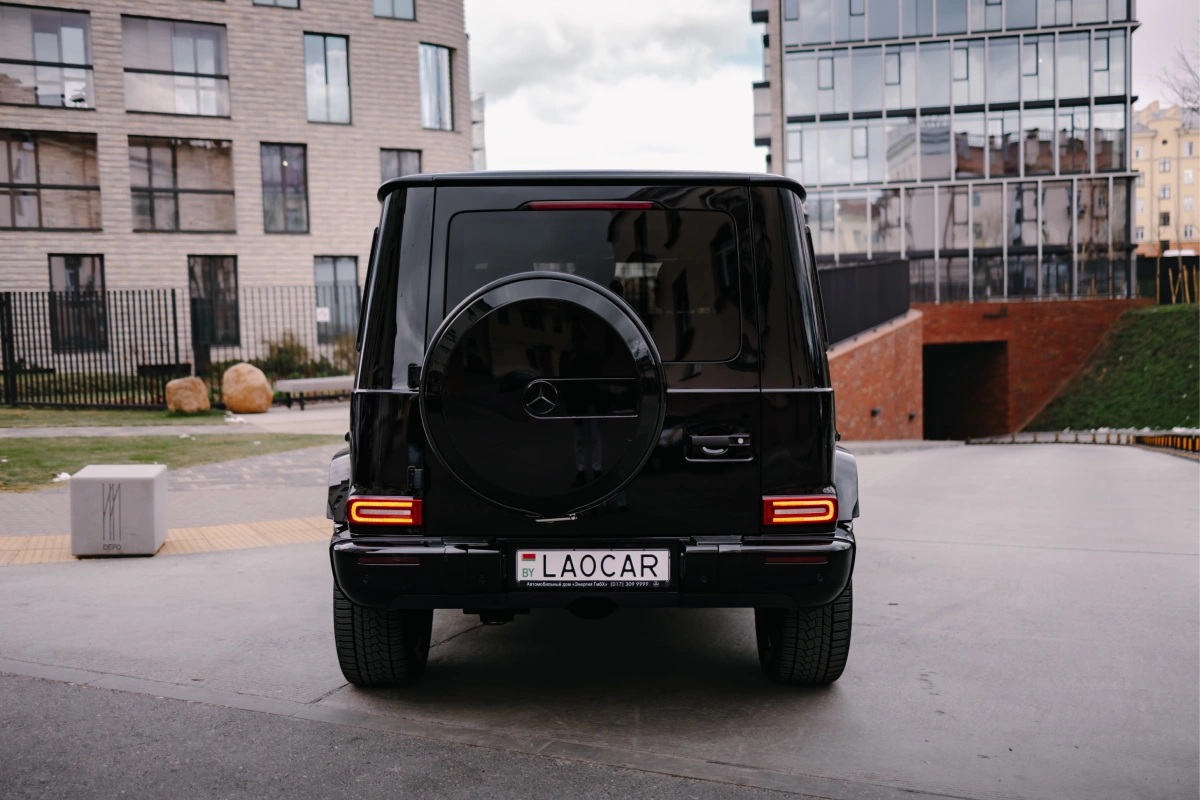 Внедорожник Mercedes G-Class 500 AMG в аренду на мероприятие