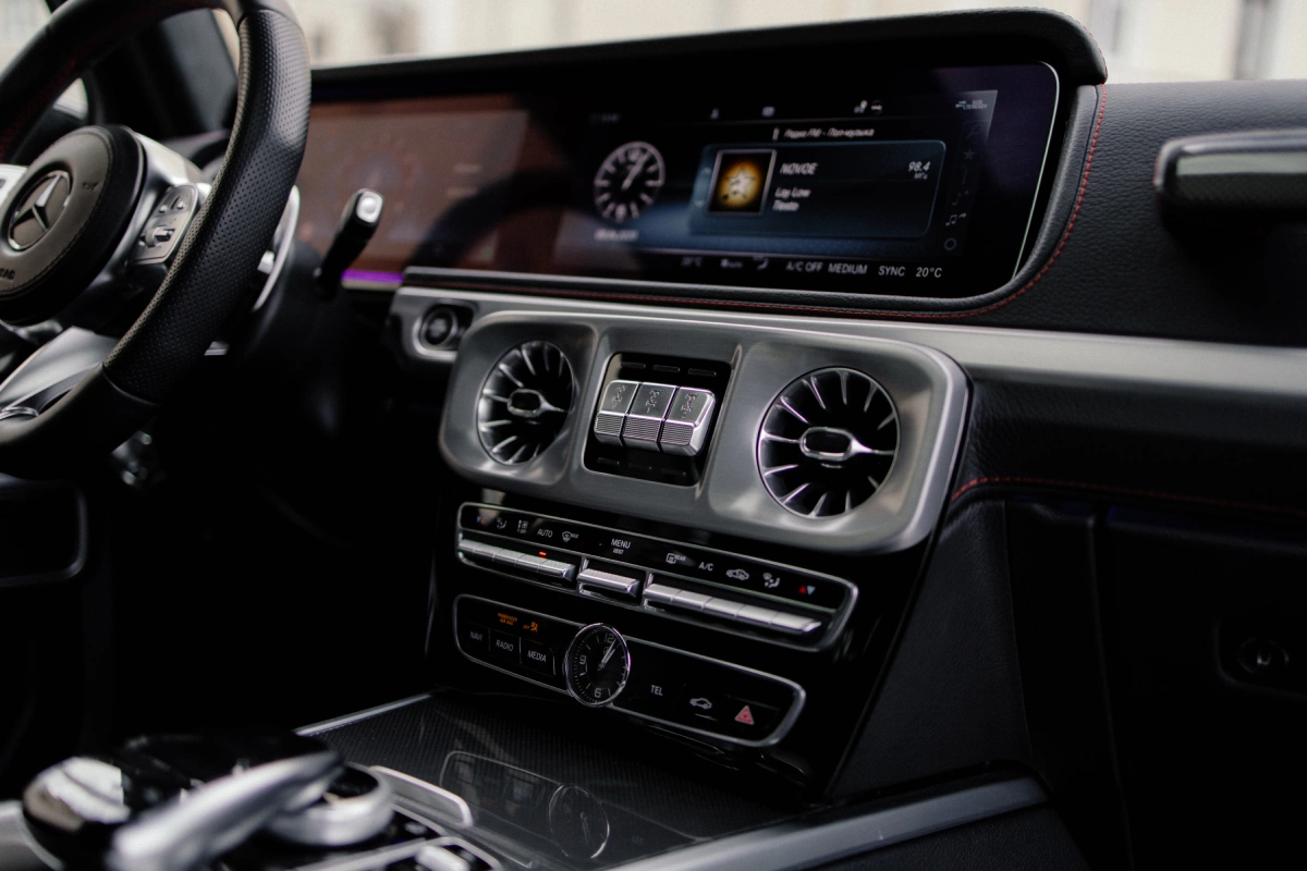 Внедорожный комфорт и премиум в одном — Mercedes G-Class 500 AMG