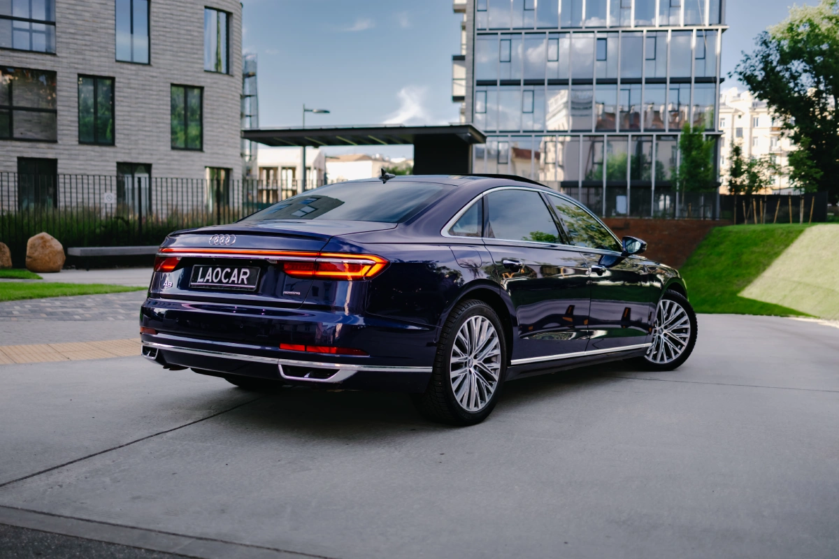 Audi A8 Long