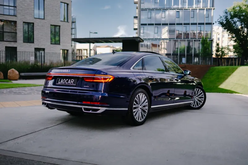 Audi A8 Long