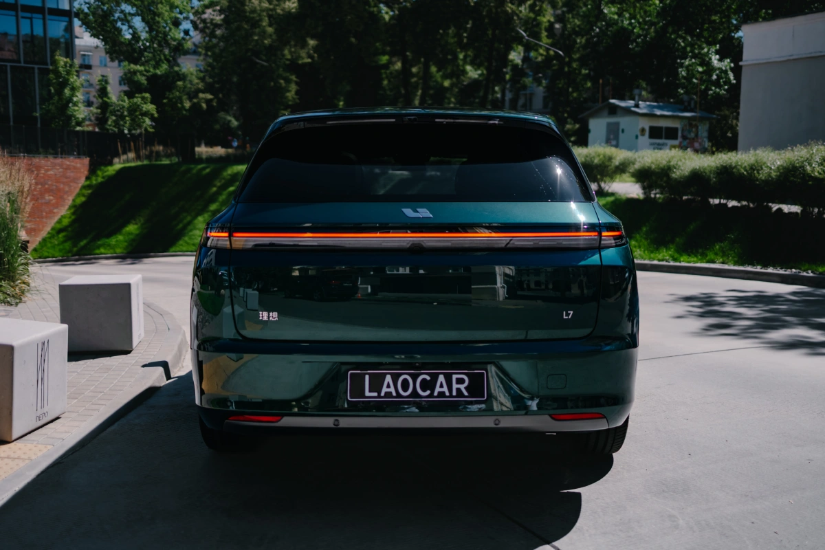 Lixiang L7 — комфортный SUV для аренды