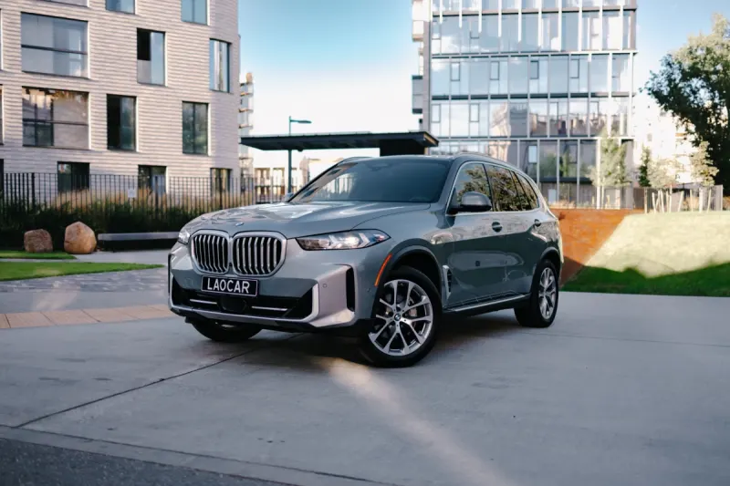 BMW X5 40i