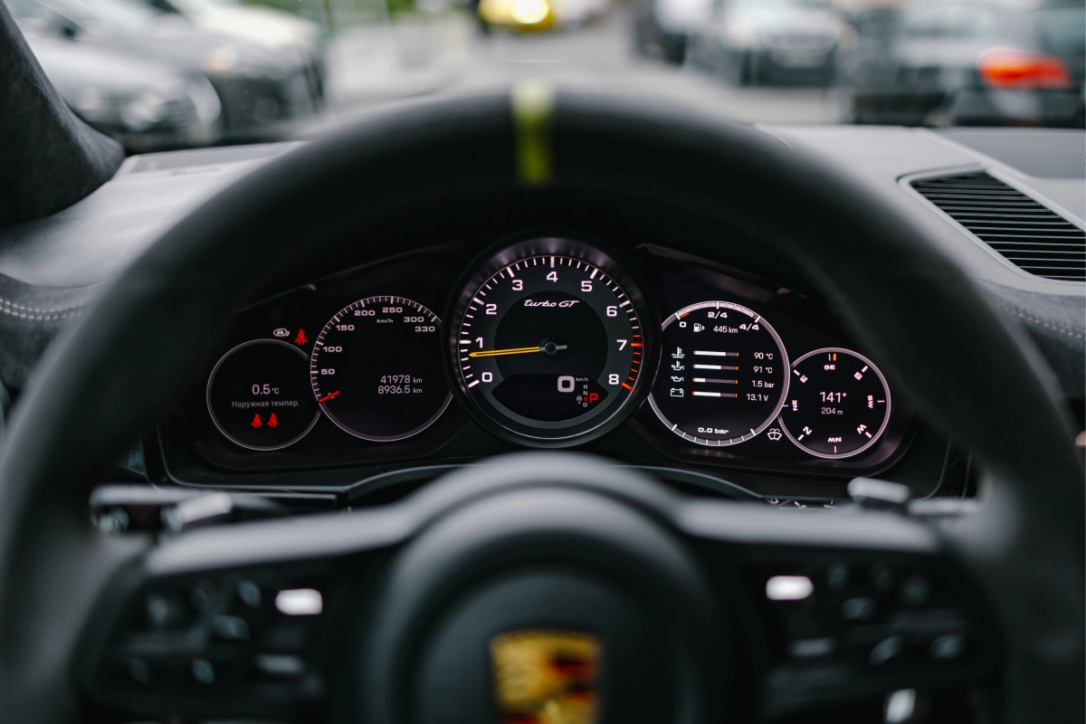 premium car hire porsche cayenne turbo gt