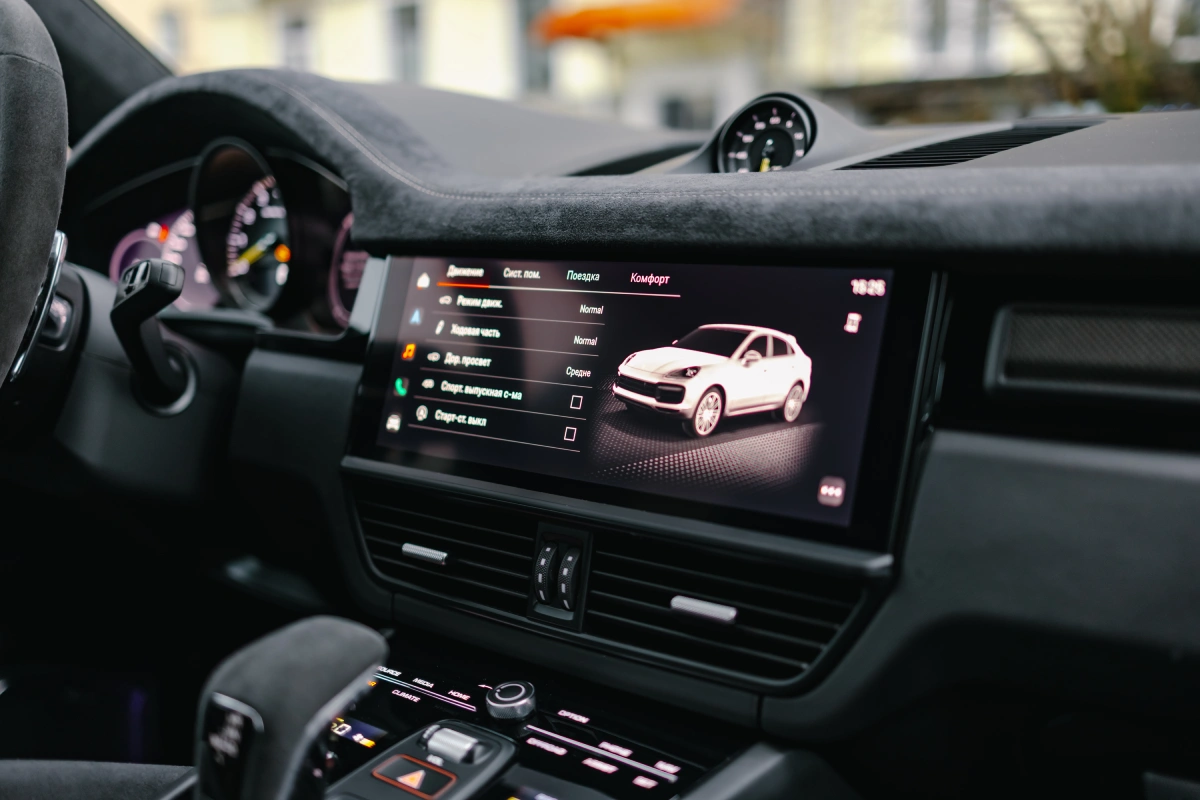 porsche cayenne turbo gt interior