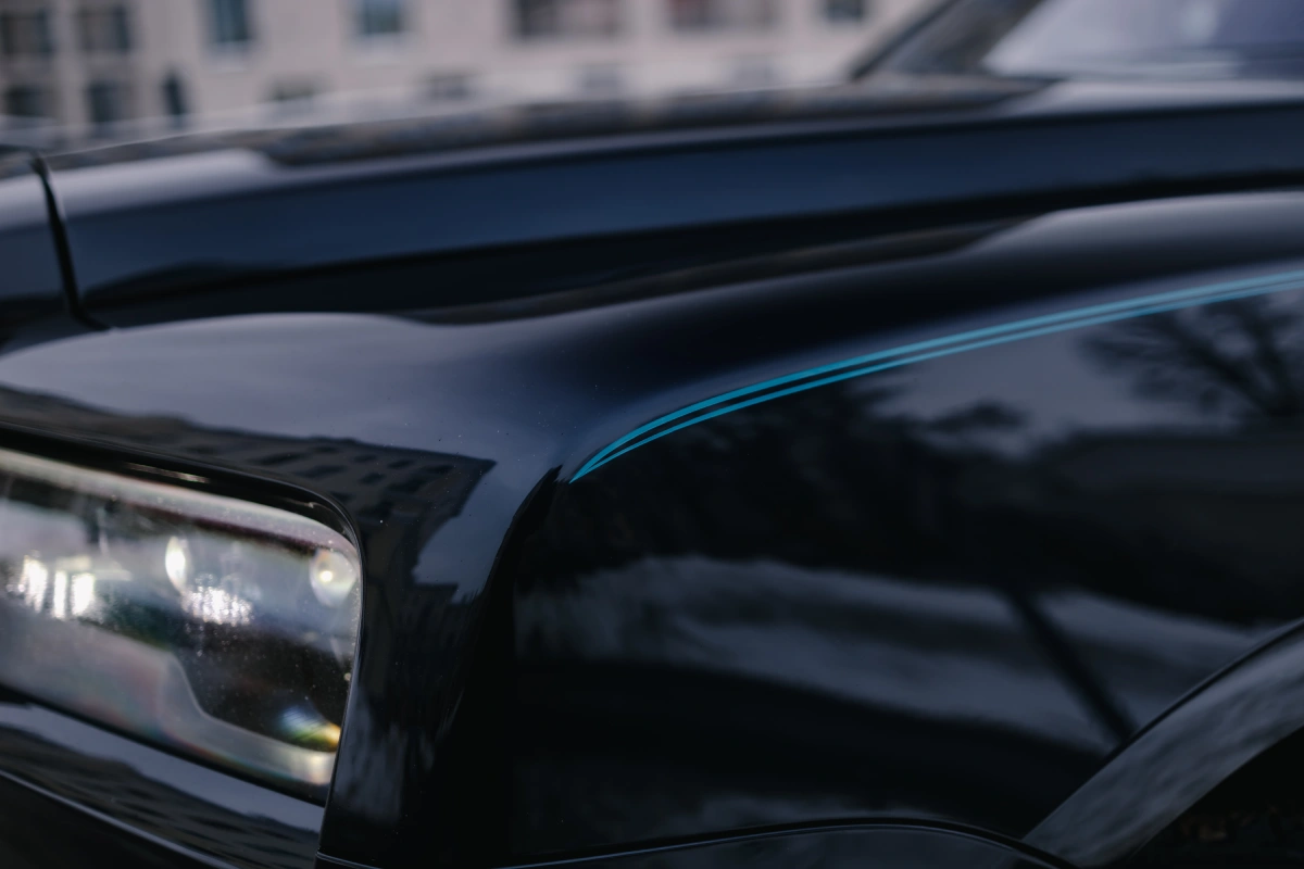 Exterior Rolls-Royce Cullinan Black Badge in Minsk — premium SUV rental