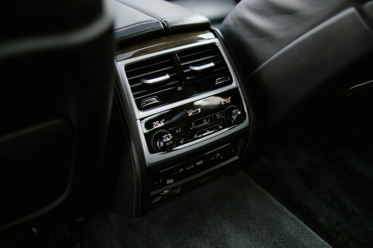 Аренда BMW 750Li в Минске
