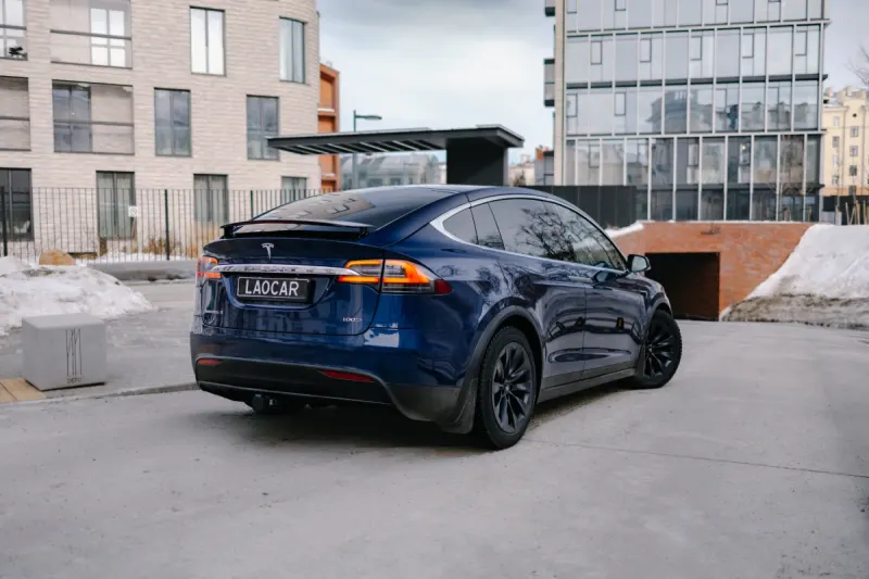 Tesla Model X P100D