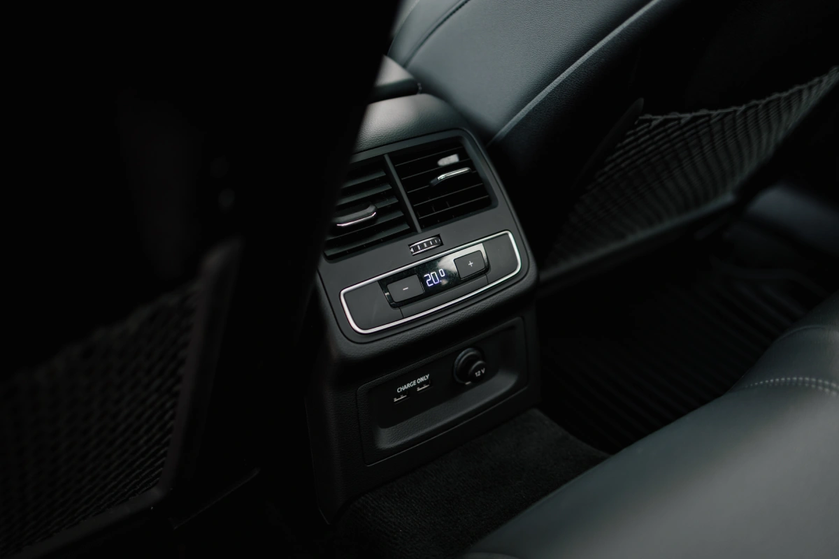 Audi A4 аренда для аэропорта Минск