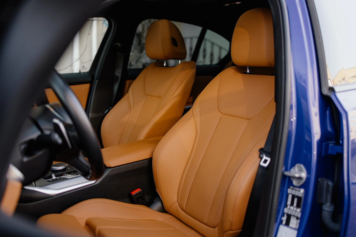 BMW 320i прокат