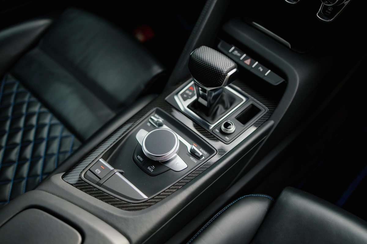 цена аренды Audi R8 V10 Performance