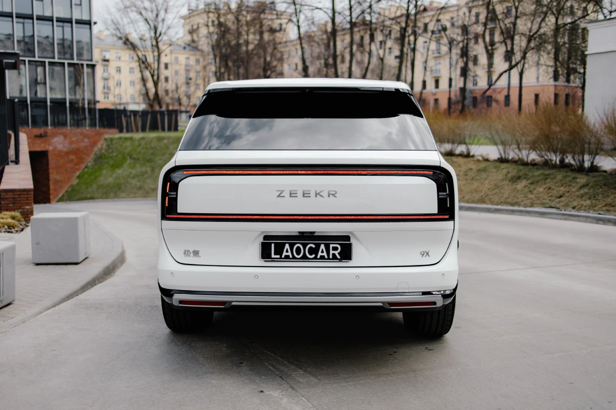 Zeekr 9X Max rental Minsk