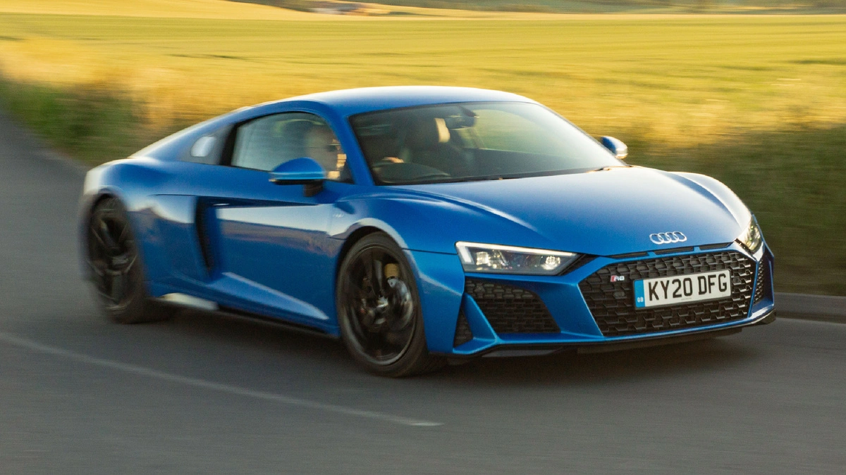 Audi R8 V10 kiralama Minsk