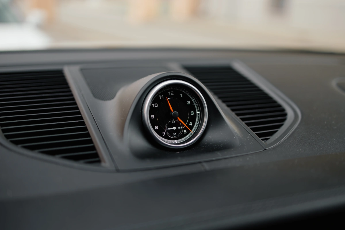 Porsche Macan Turbo kiralama Minsk