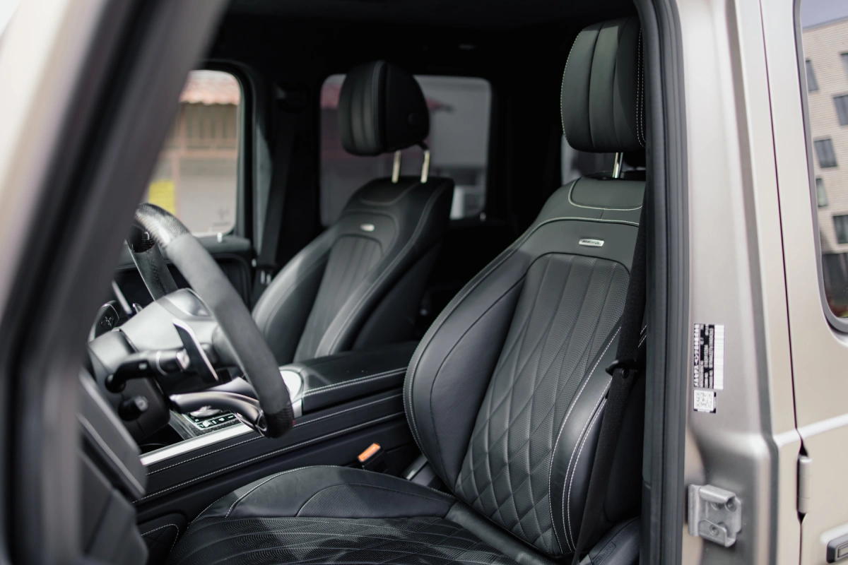 Mercedes G-Class 63 AMG интерьер салона
