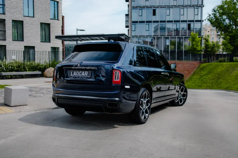 Rolls-Royce Cullinan Black Badge
